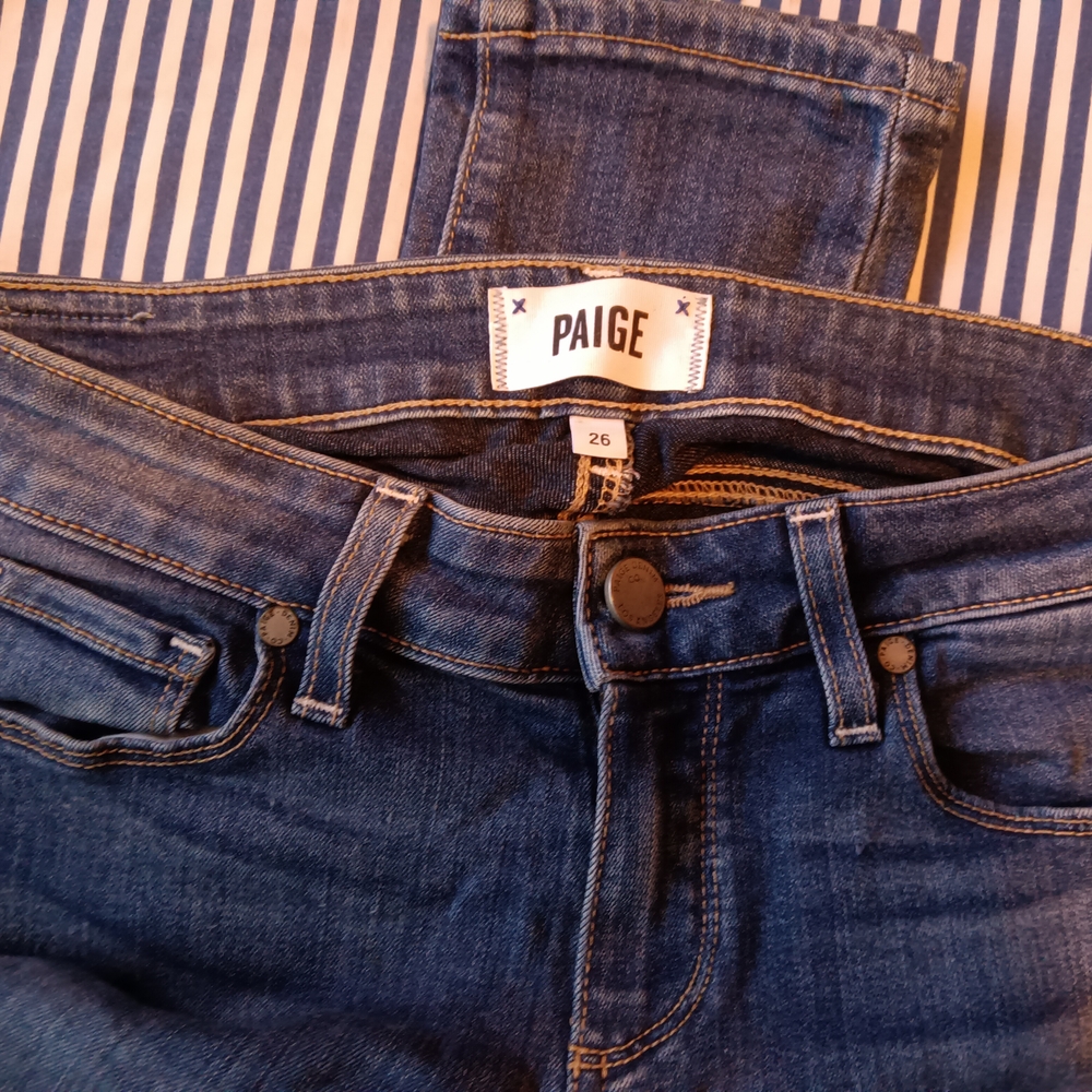 PAIGE High Rise Blue Jeans Classic Style
